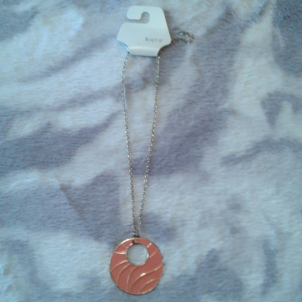 apt.9 ladies necklace